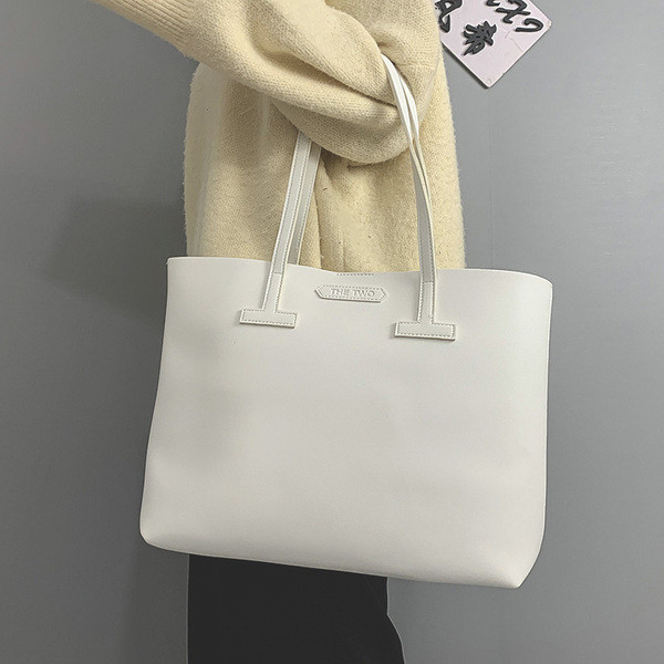 Öko-nahast lühikese sangaga naiste igapäevakott - puhas mudel