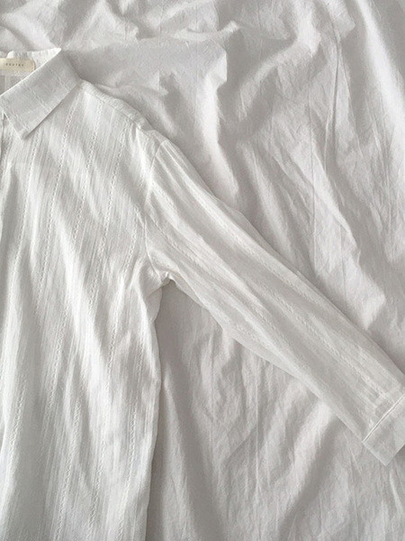 Modern női ing klasszikus gallérral