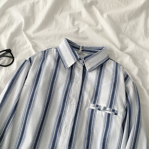 Ikdienas sieviešu svītrains krekls ar kabatu