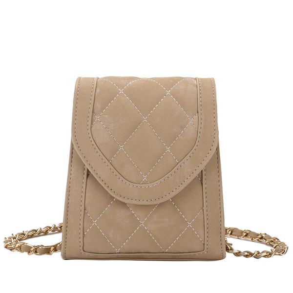 Κομψή γυναικεία τσάντα με μακριά λαβή σε διάφορα χρώματα