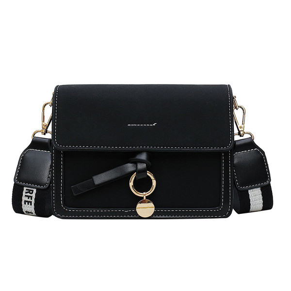 Γυναικεία καθημερινή τσάντα με υφασμάτινη λαβή και μεταλλικό στοιχείο