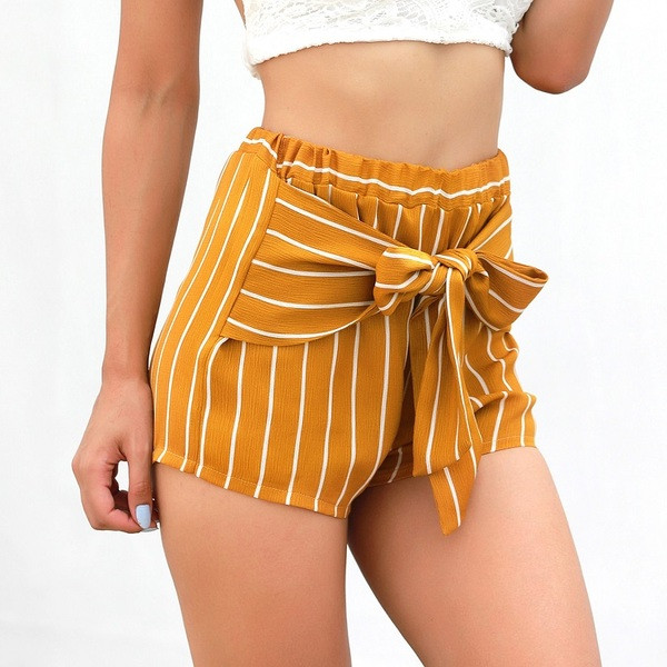 Naiste vabaaja lühikesed püksid elastse vöökohaga