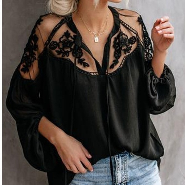 Moodne naiste särk spitsikaela ja pitsiga