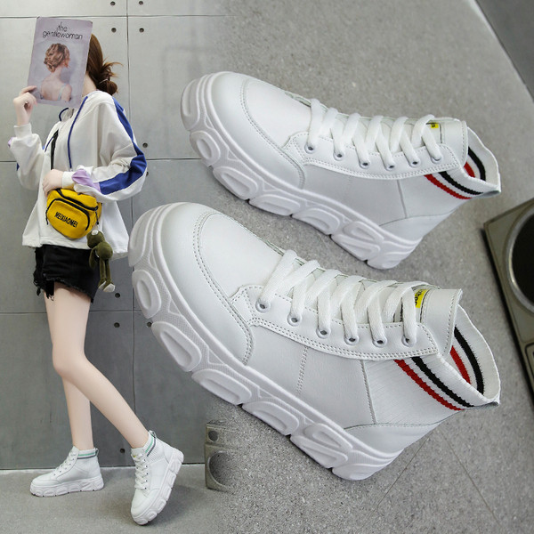 Γυναικεία αθλητικά παπούτσια