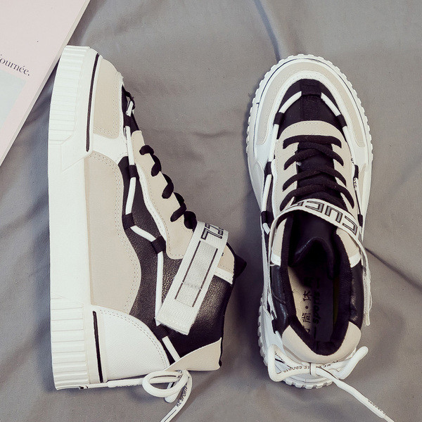 ΝΕΟ μοντέλο μοντέρνα γυναικεία αθλητικά παπούτσια με λουράκια βελκρό και χρωματικό σχέδιο σε δύο μοντέλα