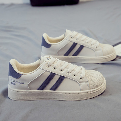 Αθλητικά και casual γυναικεία παπούτσια με κορδόνια σε διάφορα χρώματα