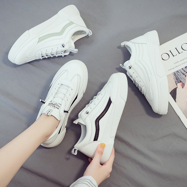 Casual γυναικεία αθλητικά παπούτσια κλασικόμοντέλο με κορδόνια σε λευκό