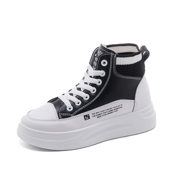 Μοντέρνα γυναικεία αθλητικά παπούτσια με κορδόνια και παχιά σόλα