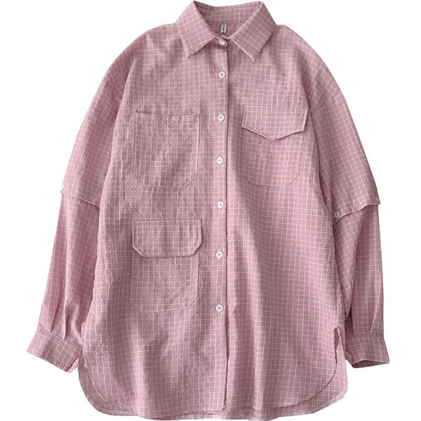 Kockás női ing zsebekkel és klasszikus gallérral