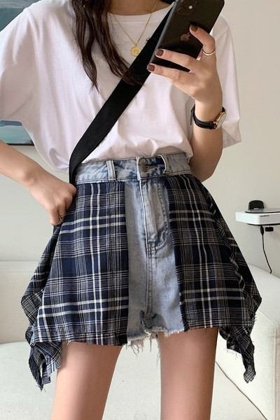 Aktuaalsed kõrge vöökohaga naiste lühikesed teksapüksid