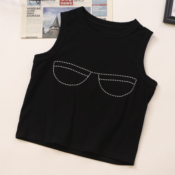 Laiade rihmade ja aplikatsiooniga igapäevane naiste topp