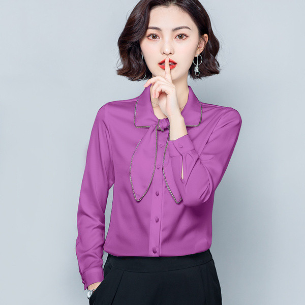 Stilīgs sieviešu satīna krekls ar garām piedurknēm