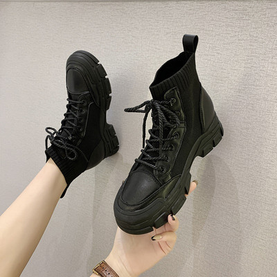 Ψηλά γυναικεία αθλητικά παπούτσια με κορδόνια