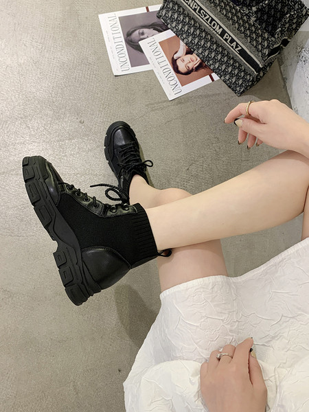 Ψηλά γυναικεία αθλητικά παπούτσια με κορδόνια