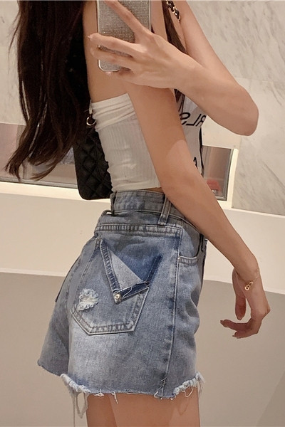 Γυναικείο μοντέρνο σορτς κλασικό μοντέλο με ψηλή μέση