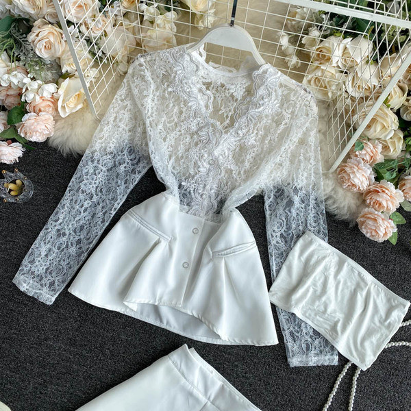 Elegantne kolmeosaline naiste komplekt