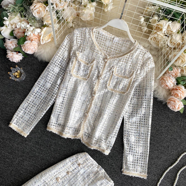 Elegáns női szett két részből - ingből és nadrágból