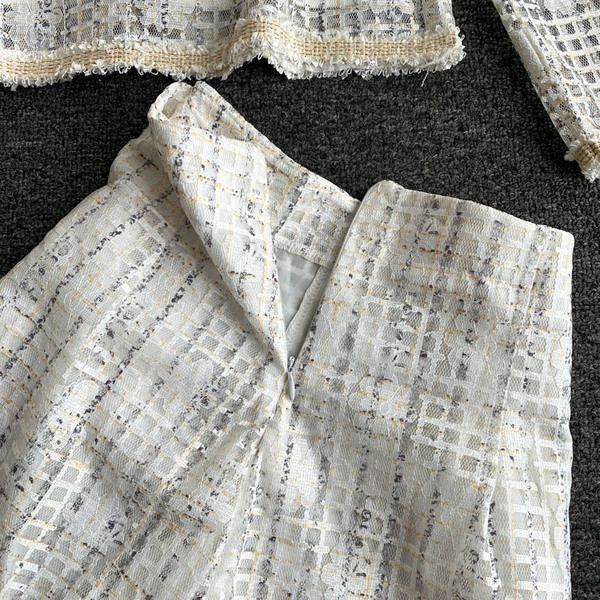 Elegáns női szett két részből - ingből és nadrágból