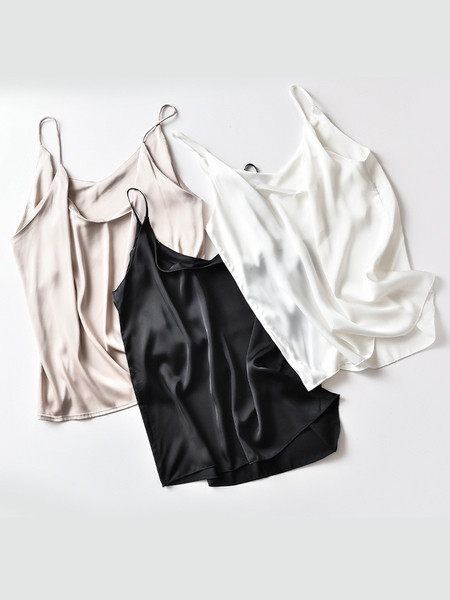 Maieu elegant din satin, cu decolteu spitz și bretele subțiri