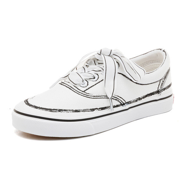 Αθλητικά και casual γυναικεία παπούτσια με κορδόνια και λευκή σόλα