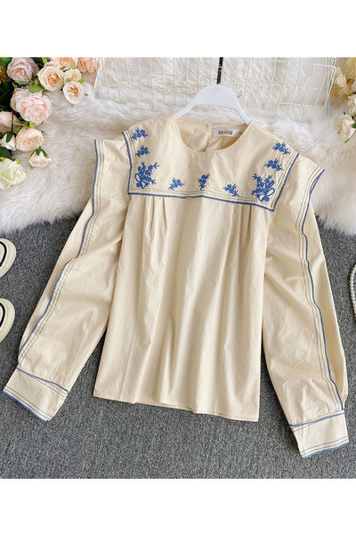 Modern női ing hímzéssel és ovális nyakkivágással, két színben