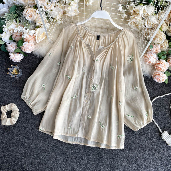 Cămașă retro de damă lată cu broderie