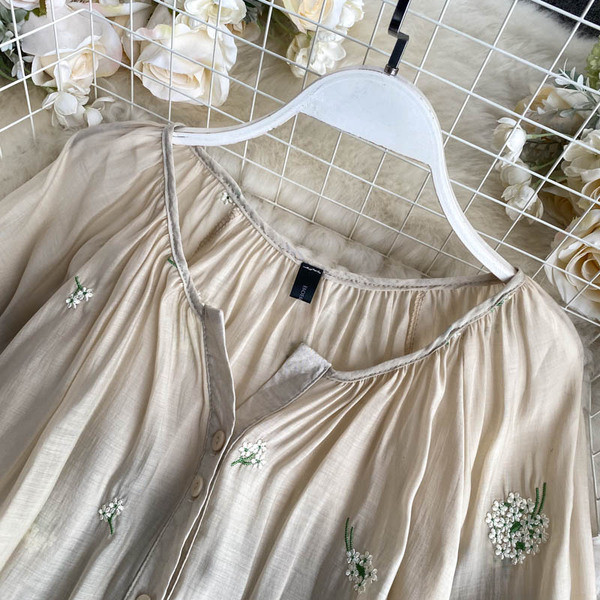 Cămașă retro de damă lată cu broderie