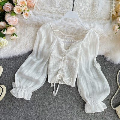 Stiilne naiste särk tülllipsude ja varrukatega