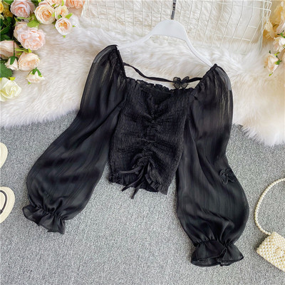 Stiilne naiste särk tülllipsude ja varrukatega