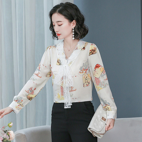 Sieviešu krekls ar V-veida kakla izgriezumu un mežģīnēm