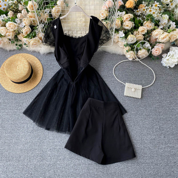 Moodne naiste komplekt tüllsärgist ja kõrge vöökohaga pükstest