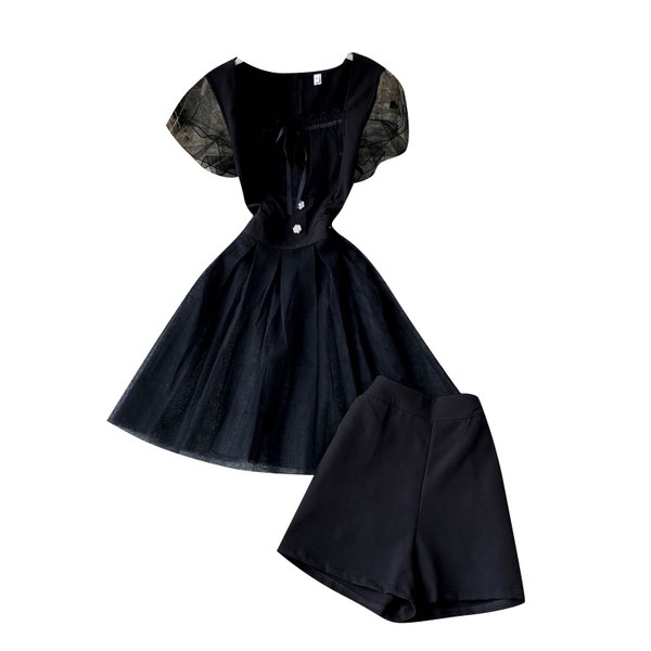 Moodne naiste komplekt tüllsärgist ja kõrge vöökohaga pükstest