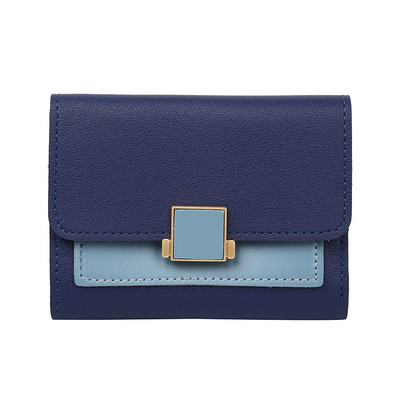 Κομψό γυναικείο πορτοφόλι με μεταλλικό στοιχείο