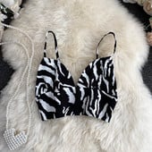 Rövid női fekete-fehér felső