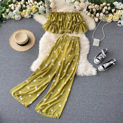 Μοντέρνο σετ -  κοντή μπλούζα και μακρύ παντελόνι