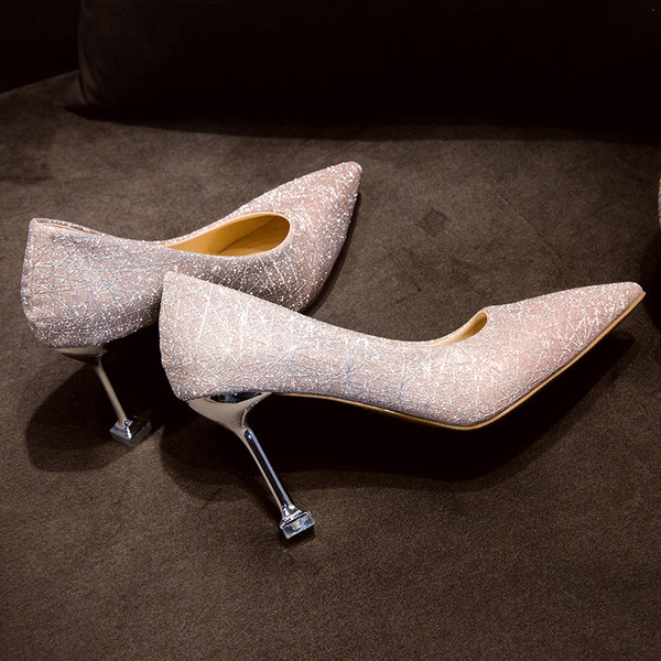 Särava efektiga elegantsed naiste kõrge kontsaga kingad