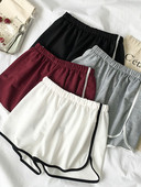 Sporta un ikdienas šorti ar elastīgu jostasvietu