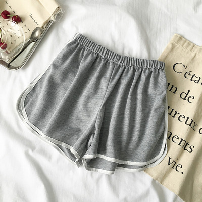 Sporta un ikdienas šorti ar elastīgu jostasvietu