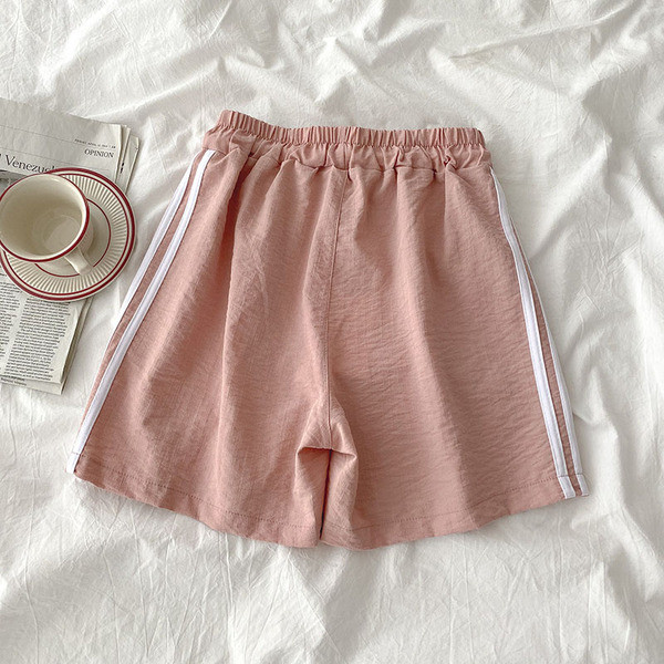 Sport rövidnadrág elasztikus derékkal és szegéllyel