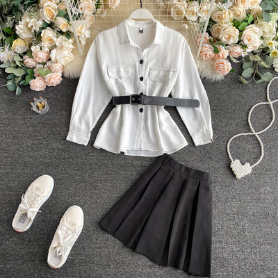 Moderns sieviešu kreklu un svārku komplekts ar jostu