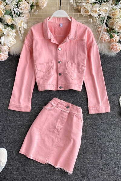 Roosa naiste seeliku ja jaki komplekt