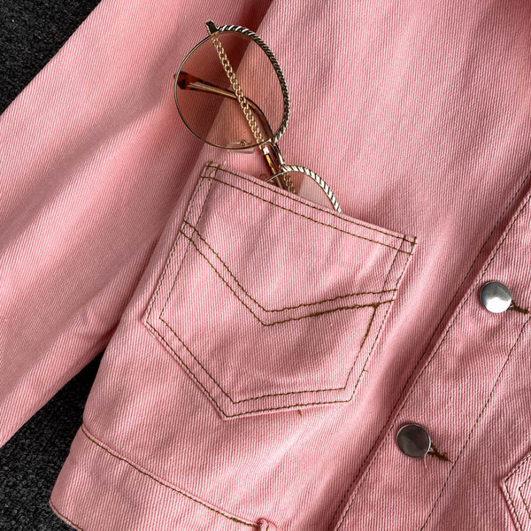 Roosa naiste seeliku ja jaki komplekt