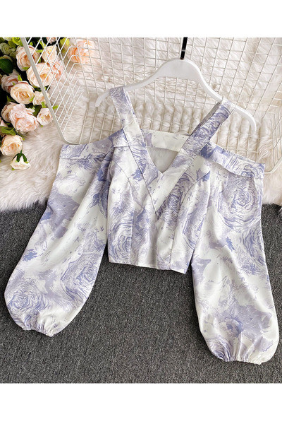 Naiste vabaaja särk paljaste õlgade ja pikkade varrukatega