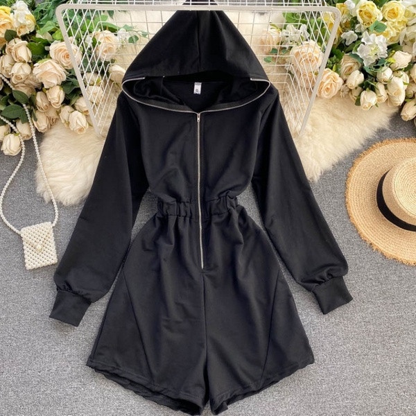 Γυναικεία ολόσωμη φόρμα με κουκούλα και ελαστική μέση