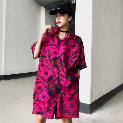 Kétrészes ingből és rövidnadrágból álló, modern női szett