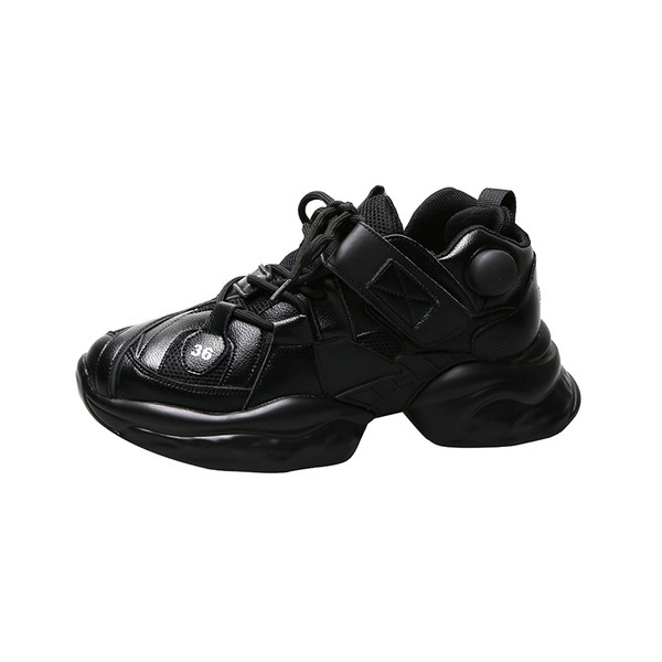 Sieviešu sporta kedas no eko ādas ar raupju zoli