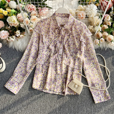 Cămașă modernă de damă cu model floral și guler înalt