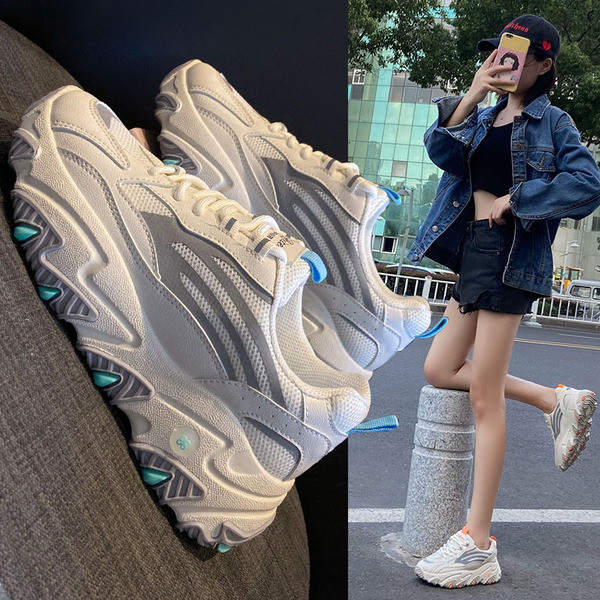 Γυναικεία αθλητικά παπούτσια με κορδόνια και πλέγμα