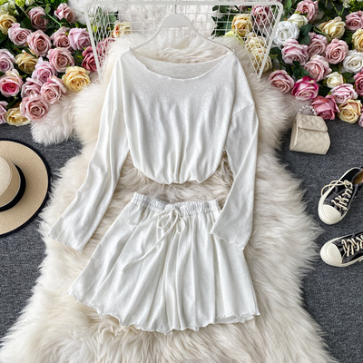 Set casual dama model simplu de pantaloni scurti si bluza