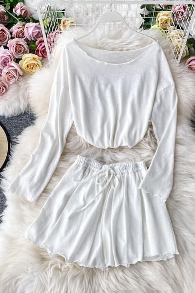 Set casual dama model simplu de pantaloni scurti si bluza